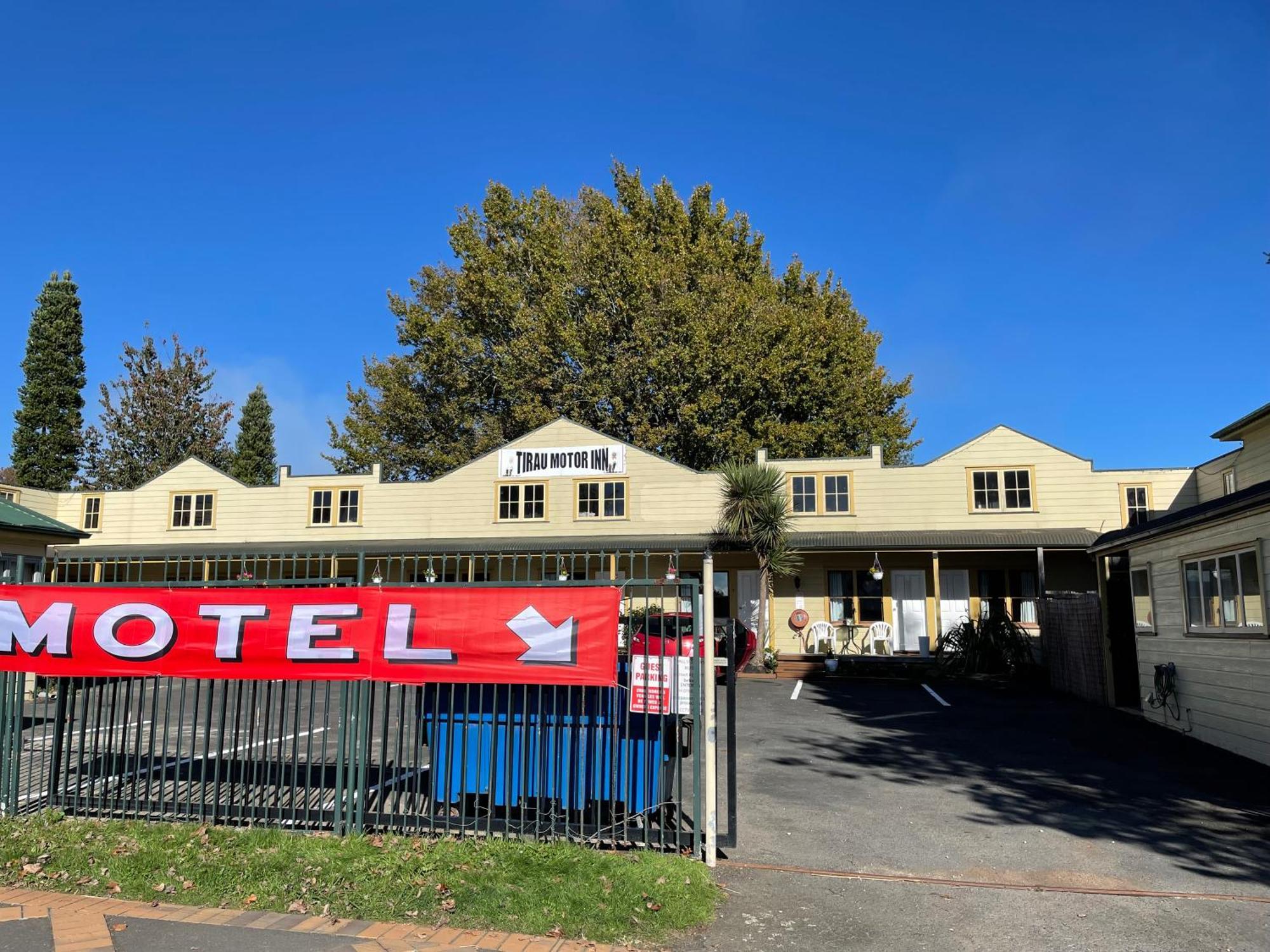 Tirau Motor Inn Exterior photo